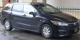 2006 Honda Stream 1.8 wagon (2016-01-04) 01.jpg