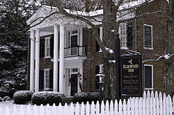 Elmwoodin winter 2.jpg