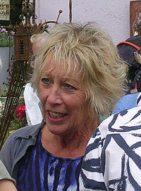 Carol Klein.jpg