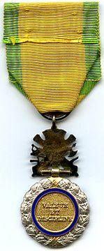 Medaille Militaire 3e Republique France REVERS.jpg
