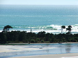 Whakatane Heads 15 3 2006.JPG