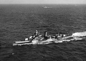 USS Somers (DD-381) underway c1944.jpg