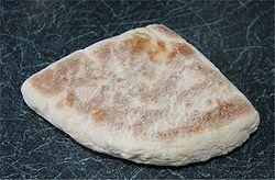 Ben W Bell Soda Bread Farl 05 June 2007.jpg