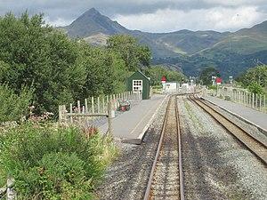 Pont Croesor railway station, Gwynedd (geograph 3604152).jpg