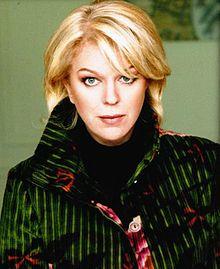 Anne-ducros-p2b (cropped).jpg