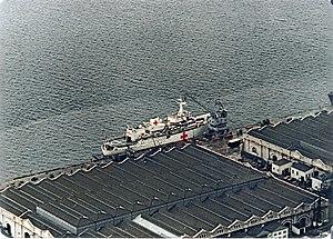 HMS Hecla 1982 Gibraltar.jpg