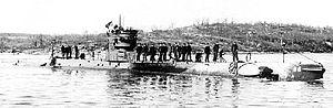 USS R-9 (SS-86).jpg
