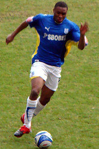 Kelvin Etuhu on the Run.jpg