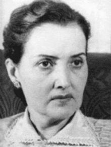 Photograph of Claudia Lars.jpg