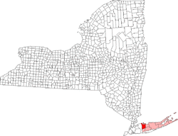 Location of Huntington in Suffolk County, New York