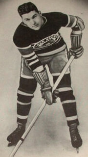 Hockey player Bill McKenzie.png