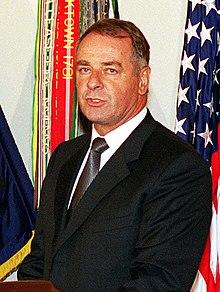 Defense.gov News Photo 000728-D-2987S-082 (cropped).jpg