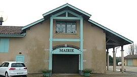 The town hall in La Tranclière