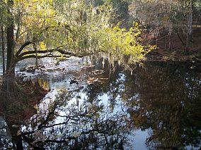 O'Leno State Park bridge Santa Fe River south02.jpg