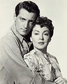Carlos Thompson-Lana Turner in Flame and the Flesh.jpg
