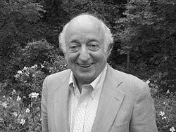 Roger Kahn Headshot.JPG