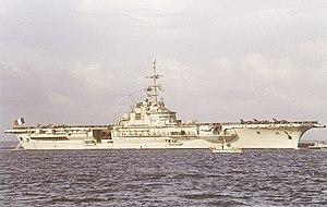 FS Clemenceau (R98) side view.jpg