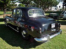 1955 Humber Super Snipe Mk IV sedan rear.jpg