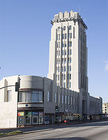 Desmond's Tower at 5514 Wilshire Blvd, Los Angeles, CA 90036.jpg
