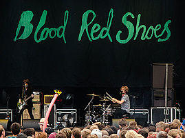 Blood Red Shoes, Kosmonaut 08.jpg