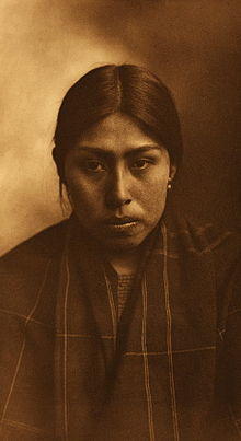 Edward S. Curtis Collection People 099.jpg