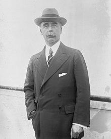 Clarence Mackay LCCN2014718828 (cropped).jpg