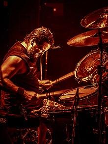 Kensel performing with High on Fire in 2016