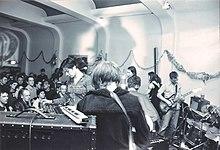 Stereolab (1994).jpg