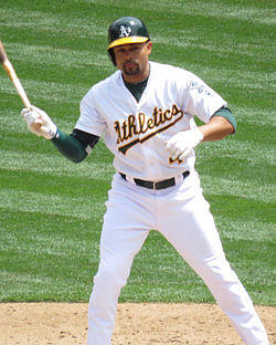 Coco Crisp Oakland 2015.jpg