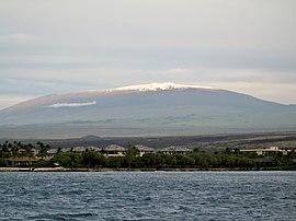 Mauna Kea from the ocean.jpg