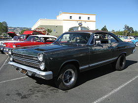 1966 Mercury Comet Cyclone.jpg