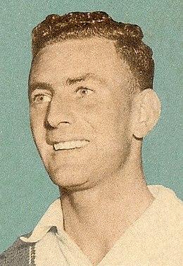 Bruce Dooland 1948 card.jpg