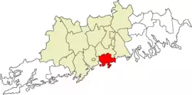 Location (in red) within the Uusimaa region and the Greater Helsinki sub-region (in yellow)