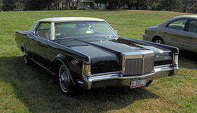 1969 Lincoln Continental Mark III.JPG