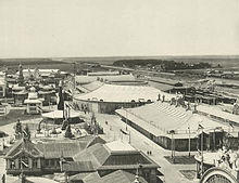 Rotunda and rectangular pavilion by Vladimir Shukhov in Nizhny Novgorod 1896.jpg