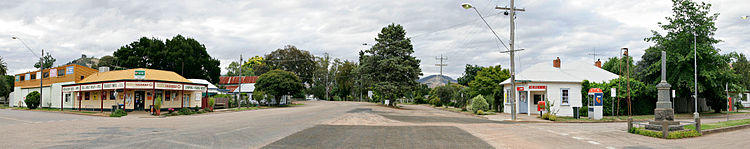 Swifts Creek town centre—general store on the left, former post office on the right