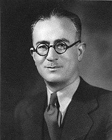 Ahmad Matin-Daftari 1940.jpg