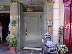 Club 33, Disney Land.jpg