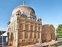 Tomb of Mir Tharo Talpur — the ruler of Mirpur Khas — in Chitorri Graveyard.jpg