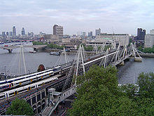 Hungerford Bridge, River Thames, London, England.jpg