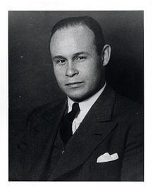 Portrait of Charles Drew.jpg