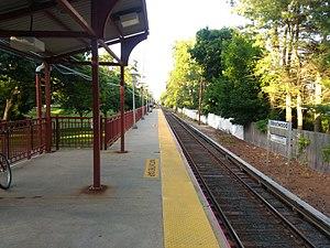 LIRR Westwood station platform level, June 2017.jpg