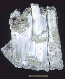 Alunogen - Almyras, Agia Varvara, Cyprus.jpg