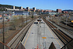 Alna holdeplass 18.04.2011.JPG