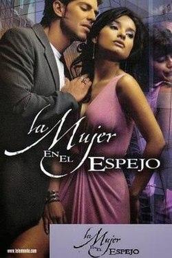 La mujer en el espejo poster.jpg