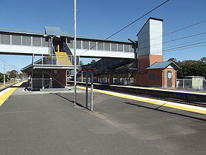 Carseldine Railway Station, Queensland, Aug 2012.JPG