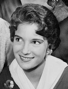 Lynda Lee Mead NYWTS.jpg