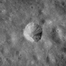 Joy crater AS15-M-1817.jpg