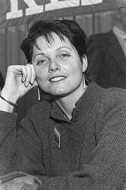 Congres ABOP scheidend voorzitter Jan van den Bosch met nieuwe voorzitter Ella , Bestanddeelnr 934-2115.jpg