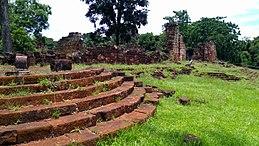 Ruinas Santa Ana Colegio Iglesia 02.jpg